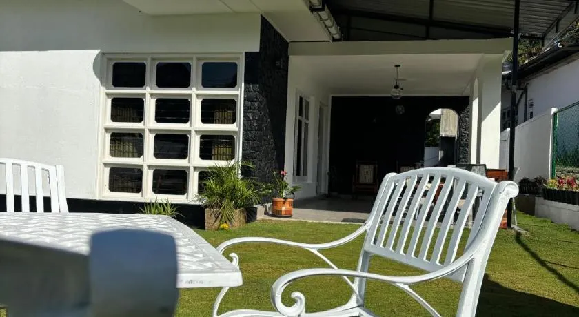 Target Range Villa - Luxury Getaway Nestled in the Heart of Badulla - Image 1