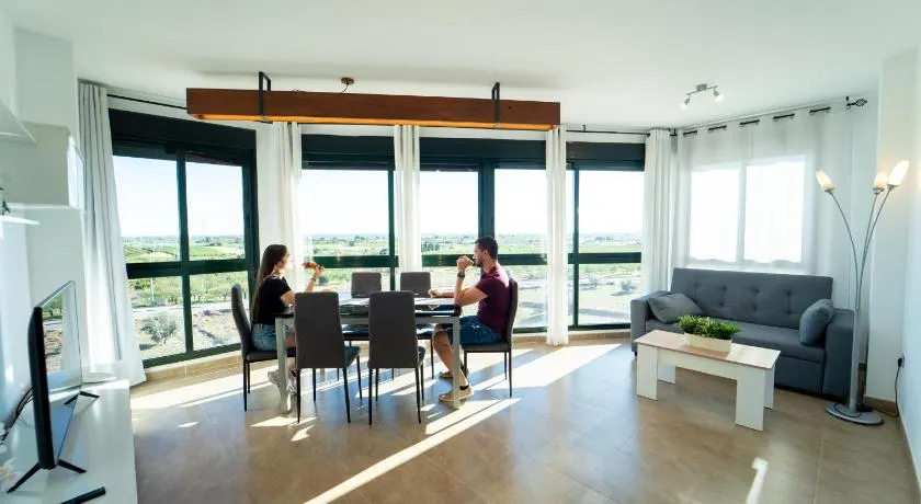 Apartamento para 6 en Torreblanca con vistas, AC, wifi y cerca de la playa- Brisaazahar - Image 1