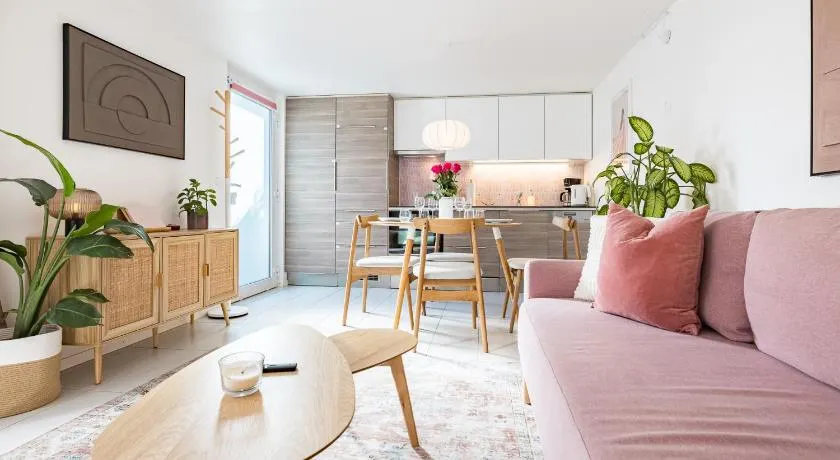 L'Escale - Vélos, Projecteur Ciné, Terrasse & Parfait pour séjour Pro avec Parking gratuit et WiFi rapide - Image 1
