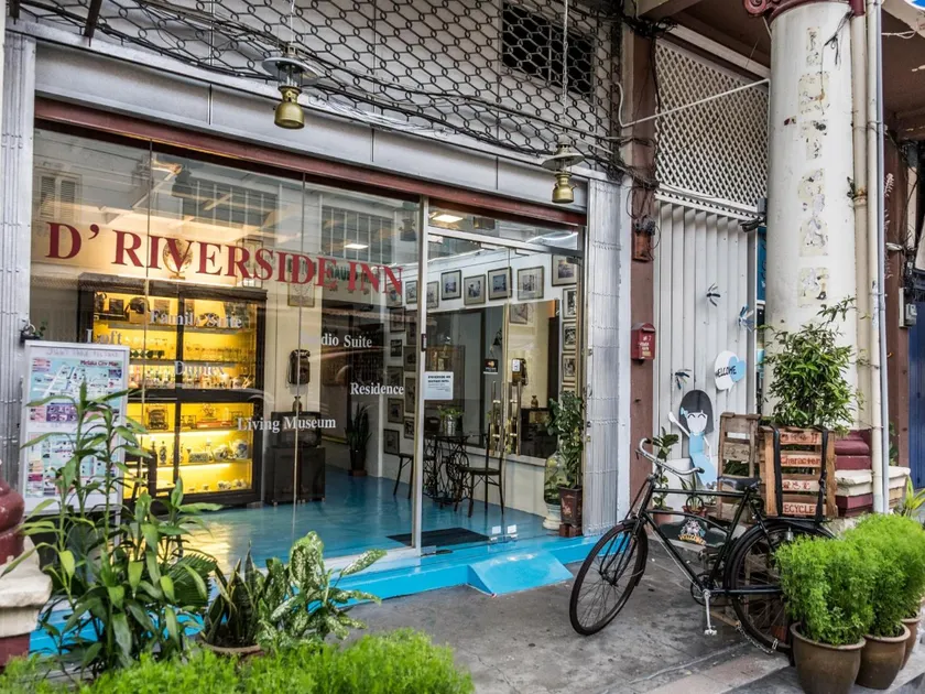 D Riverside Inn - Image 1