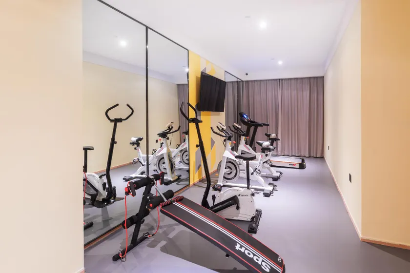 Atour Hotel Weifang Jinma Road City Hall - Image 1