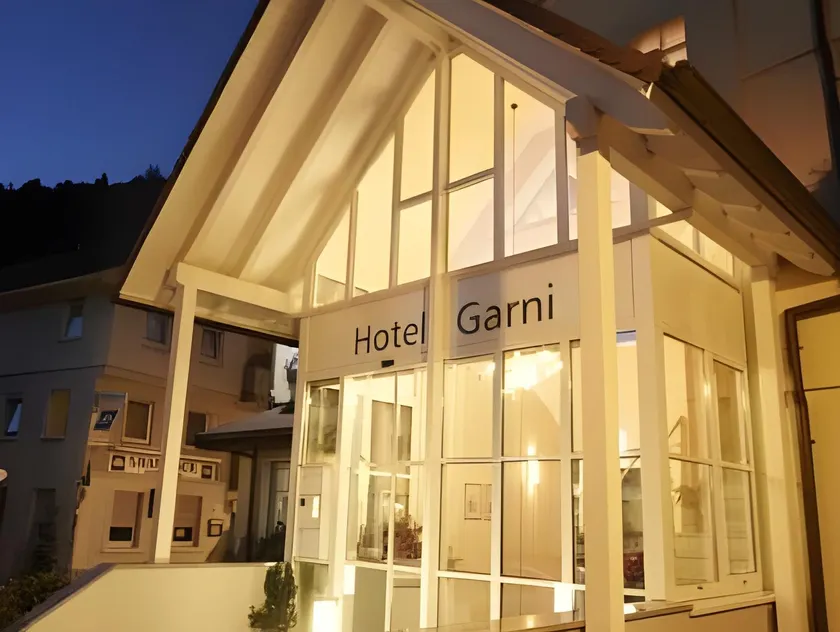 Hotel Garni Café Räpple - Image 1