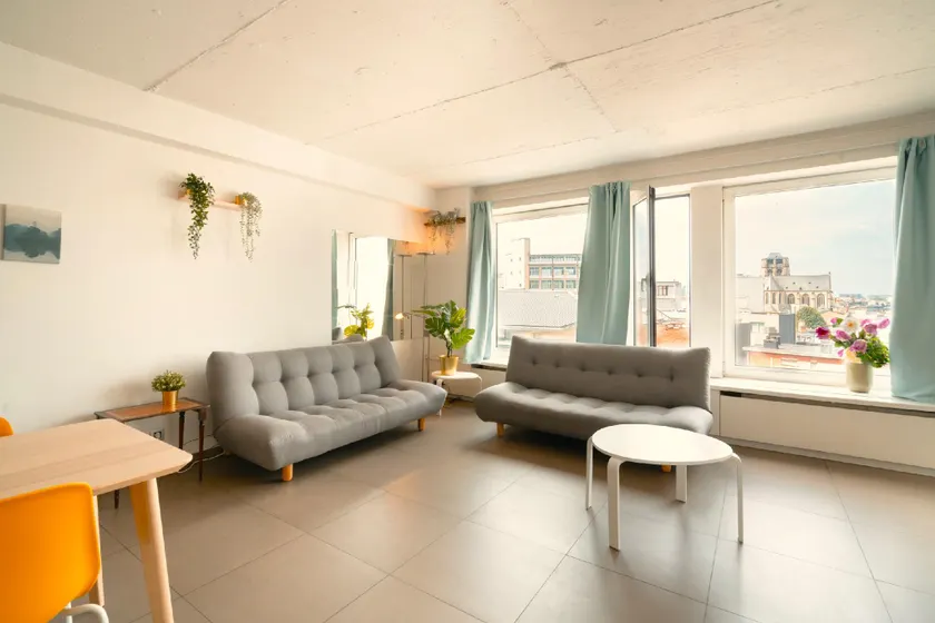 Aspen Lodge for 1BR/10P in the Center of Antwerp - Image 1