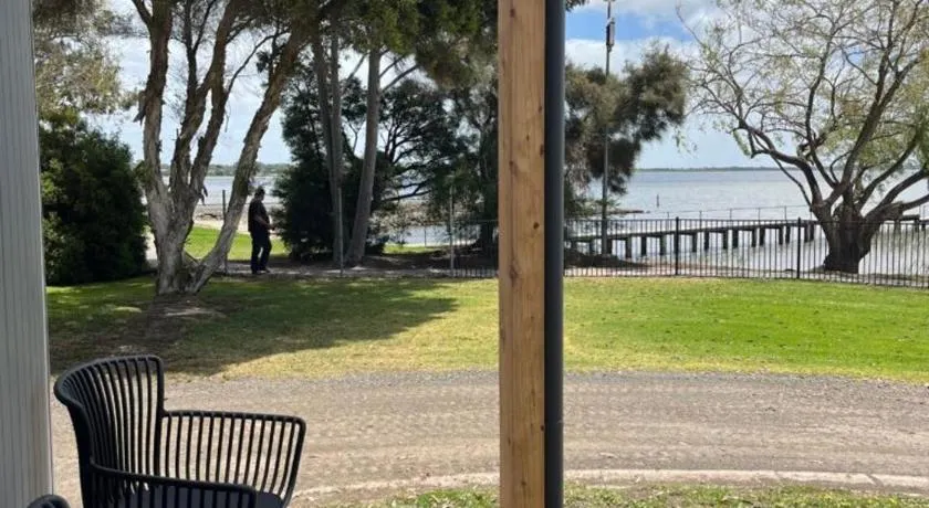 Lake Colac Holiday Park - Image 1