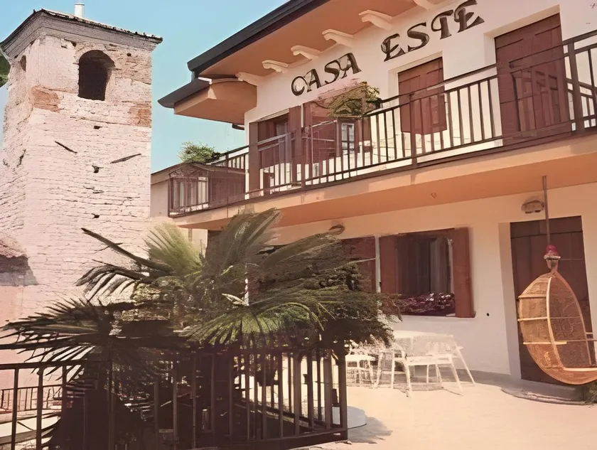 Albergo Casa Este - Image 1