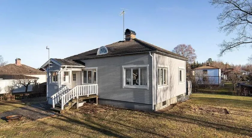 Trevligt hus med egen gård och fri Wifi, Emmaboda kommun, Lindås - Image 1