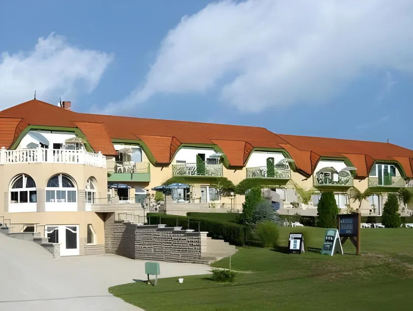 Karát Panzió - Image 1