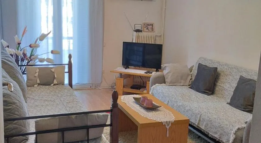 EMMY APARTMENT - Image 1