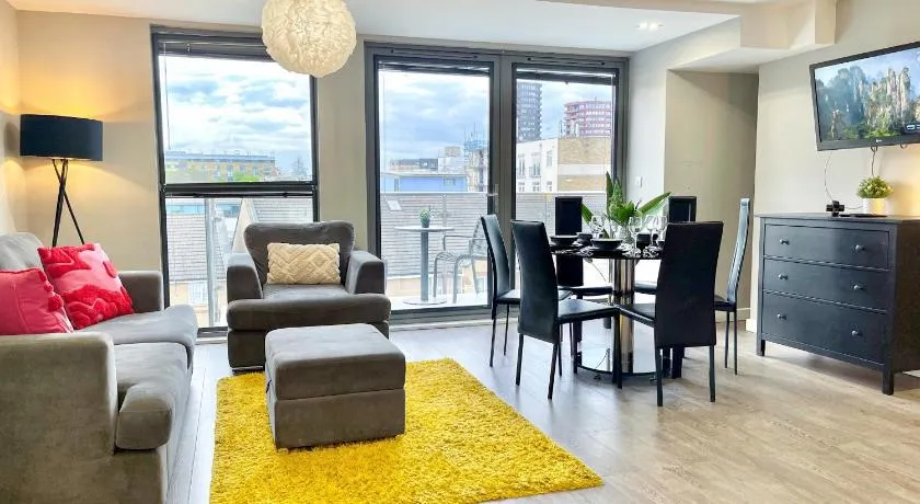 Contemporary Apartments with Private Balconies in Hoxton near Shoreditch, Old Street, Islington by Staylio London - Image 1