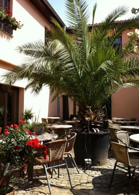 Hotel Arte Vida OHG - Image 1