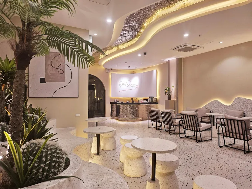 Olive SamSon Hotel - Image 1