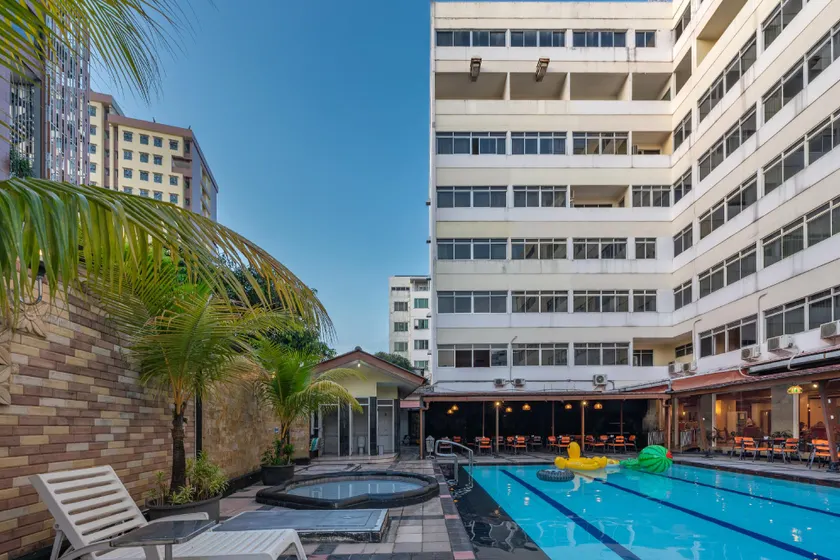 Marcopolo Hotel - Image 1