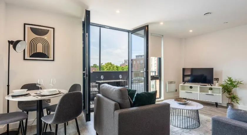 Superior Apartment with Balcony & Gym - Image 1