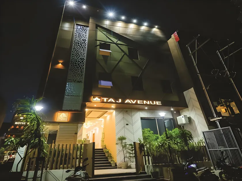 TAJ AVENUE - Image 1