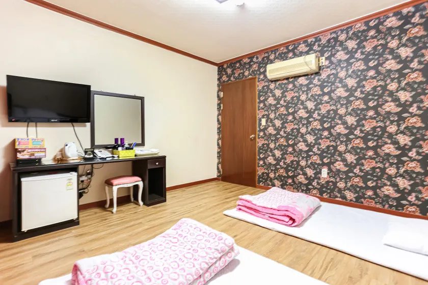 Jeongseon Las Vegas - Image 1