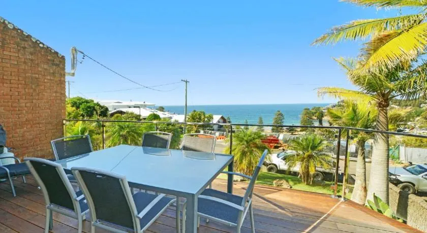 Sea Surprise - Views & Family - Image 1