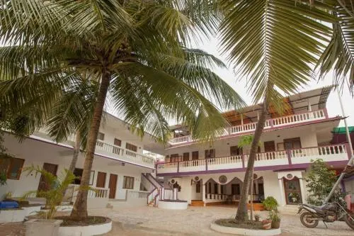 Fatima's Guesthouse - Image 1