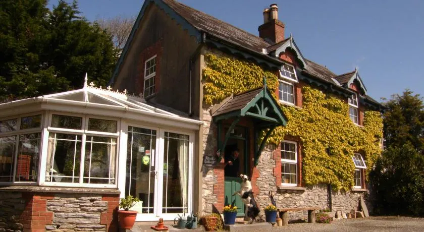 Druid Cottage - Image 1