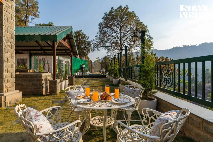 StayVista at Cherry @ Villa Montierra - Image 1