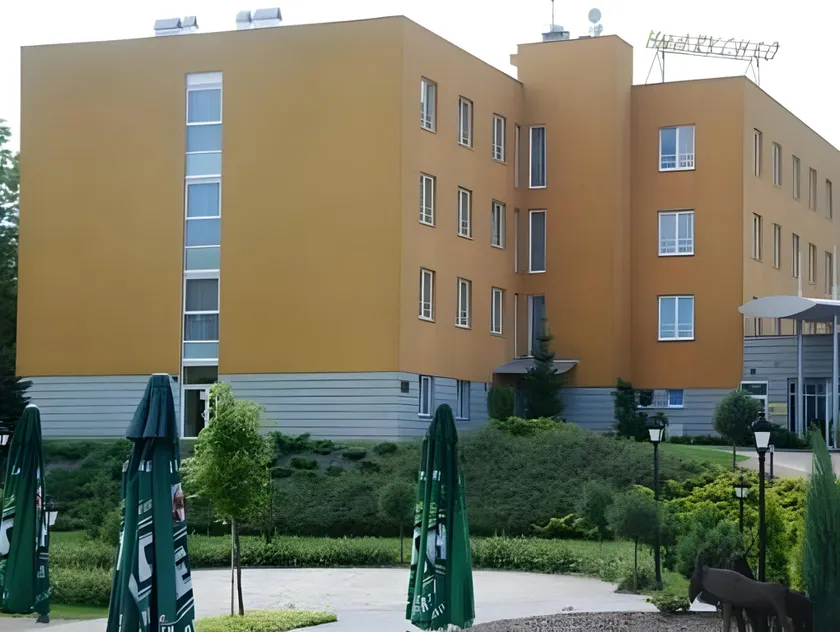 Hotel Rychło - Image 1