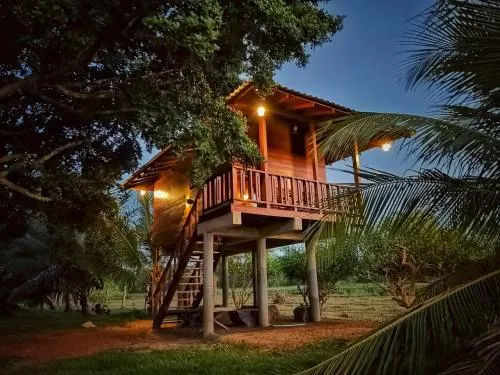 Sarada lagoon view cabana - Image 1