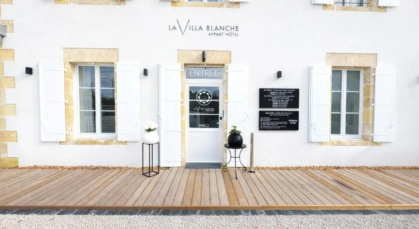 La Villa Blanche Appart hôtel - Image 1