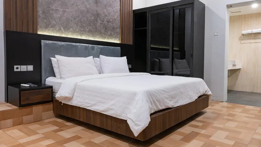 Shakti Hotel Jakarta - Image 1