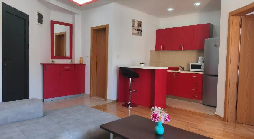 Apartman Stella Đenovići - Image 1