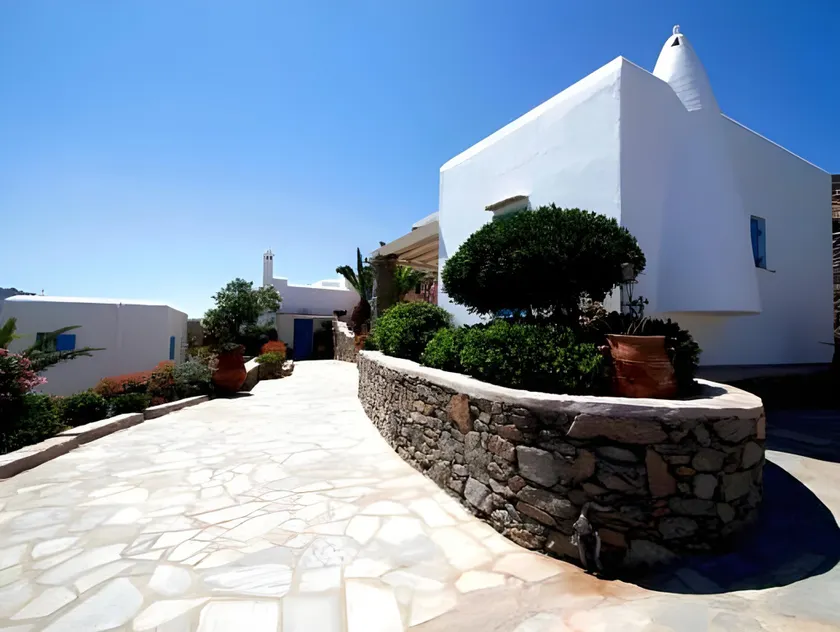 Kallos of Mykonos - Image 1