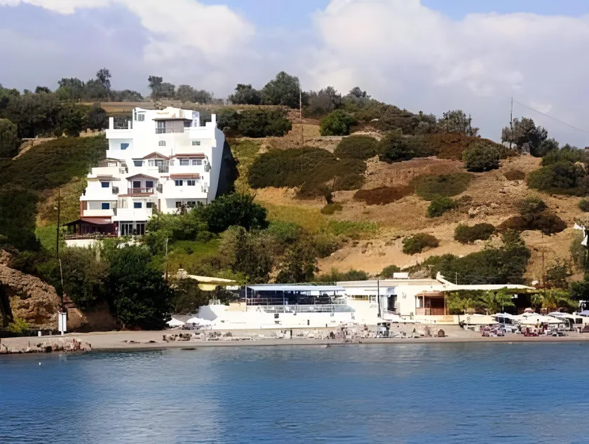 Sky Beach Hotel - Image 1