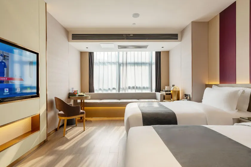 Lavande Hotel (Shenzhen Futian Xiangmihu Nonglin Metro Station Branch) - Image 1