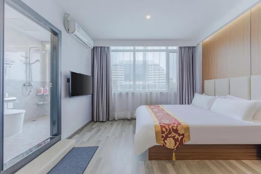Runjia Hotel (Linyi Langya Ancient City Branch) - Image 1