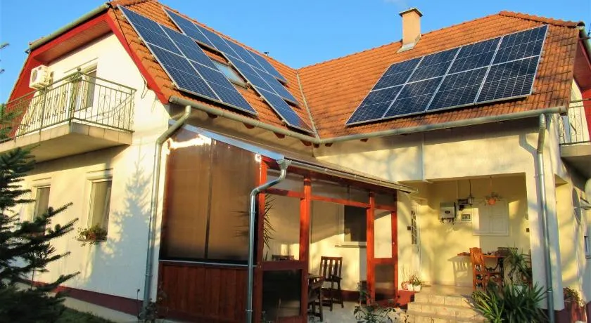Menyhárt apartman Gyenesdiáson 6 fő részére - Image 1