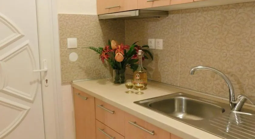 Anna house 4 - Image 1