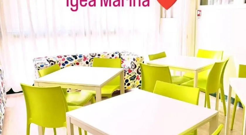 Azzurro Beach Hotel Igea Marina - Image 1