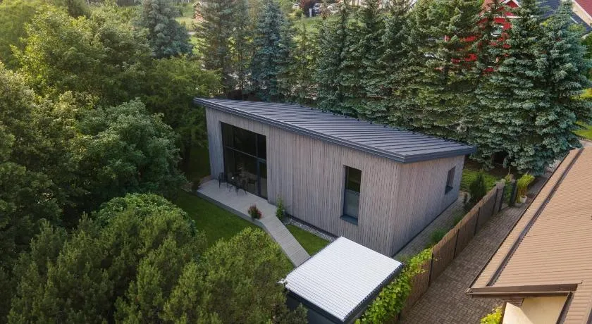 Pine house - Image 1
