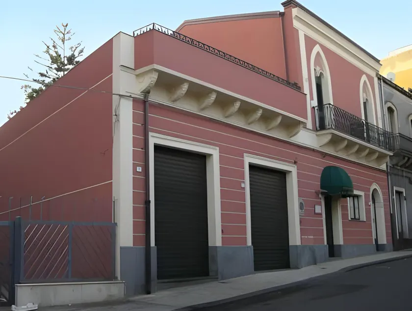 Alhambra Guest House di Charme - Image 1
