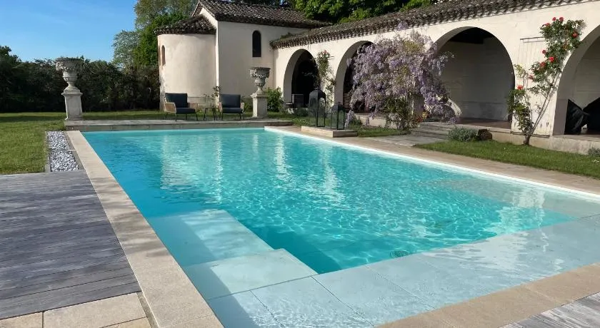 Appartement cocon de charme, Domaine Cornevent Lyon, parc & piscine - Image 1