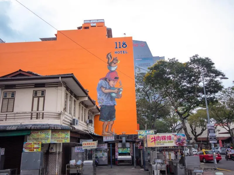 118 Hotel Macalister - Image 1