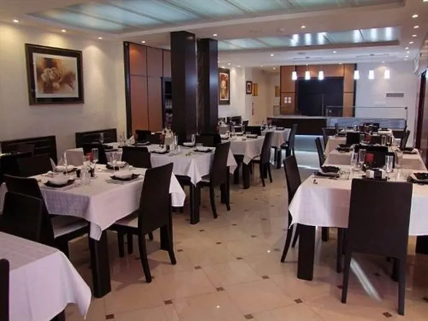 Dar El Ikram Hotel - Image 1