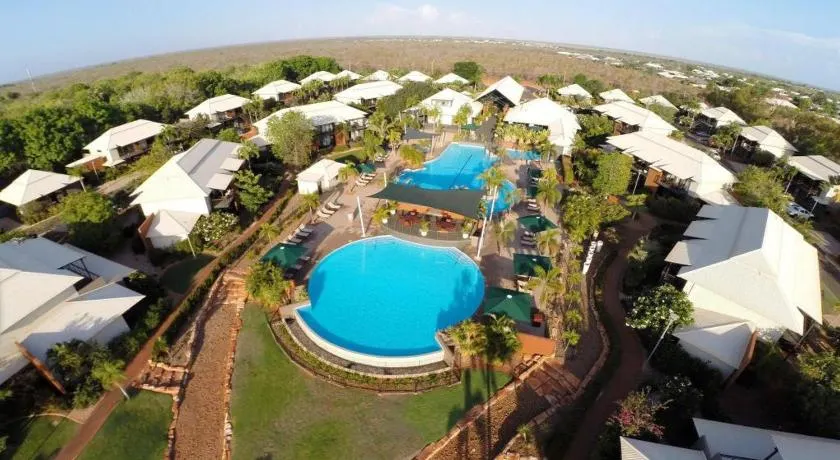 Stunning 2Bdrm Cable Beach Unit - Image 1