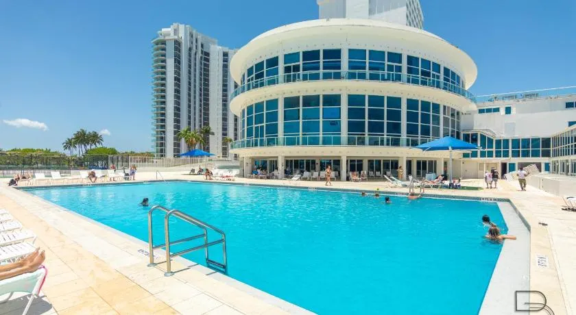 Girasole Apartments - Image 1