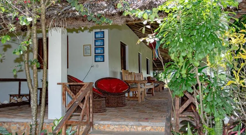 POUSADA e HOSTEL SÍTIO PARAÍSO DO CAJU - Image 1