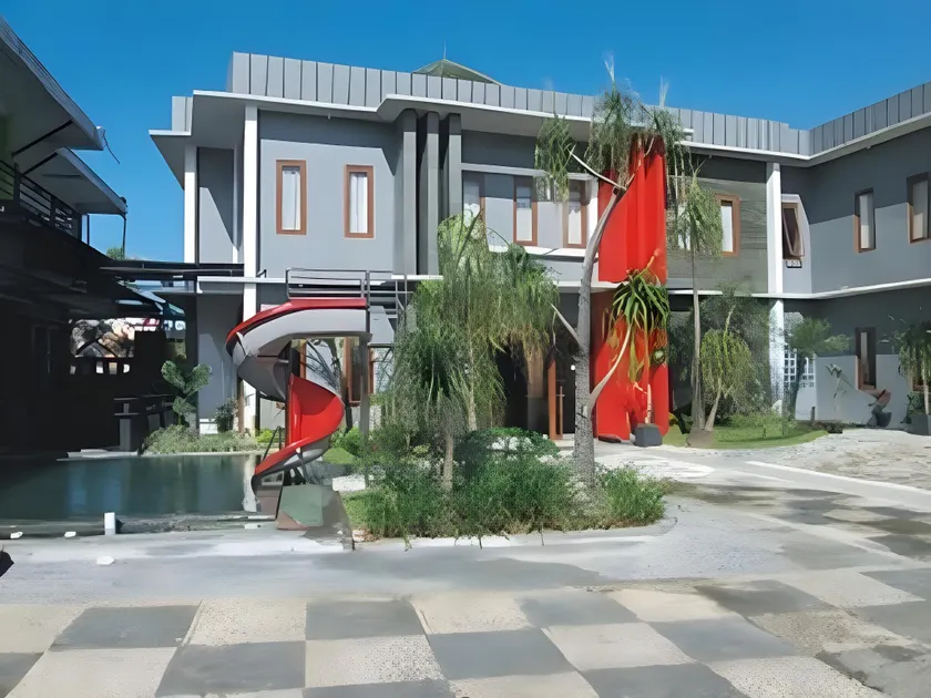 Mirda Gratia Hotel & Convention - Image 1
