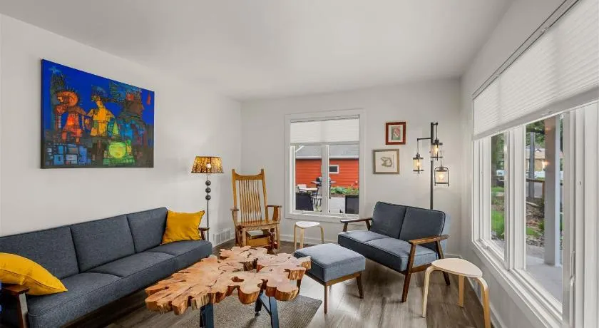 Arts District Abode - Image 1