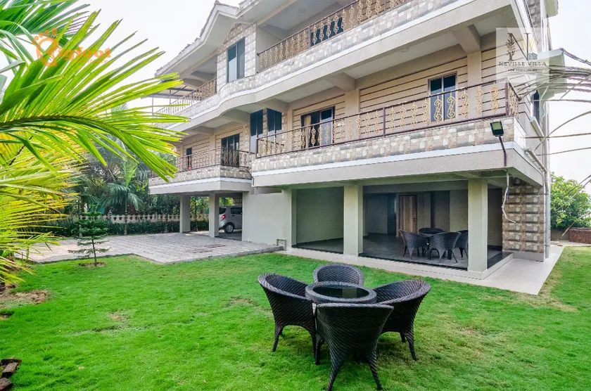 Neville's Villa - Pet friendly with Pool - Image 1