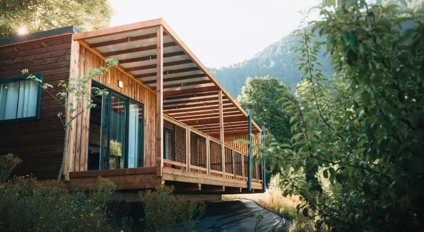 Valterra Lodges à Châtillon-en-Diois - Image 1