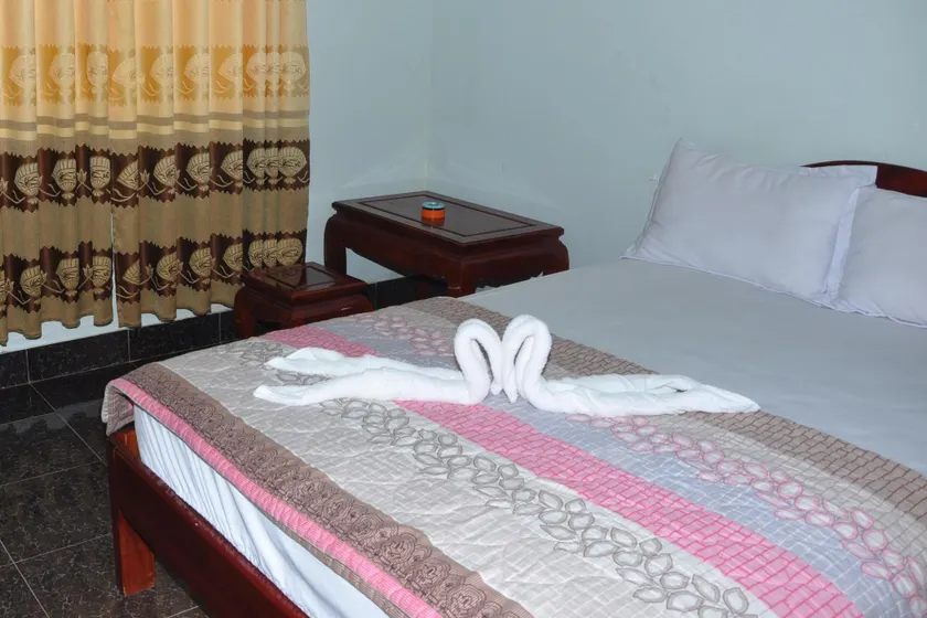 Lum Dong Tien Hotel - Image 1