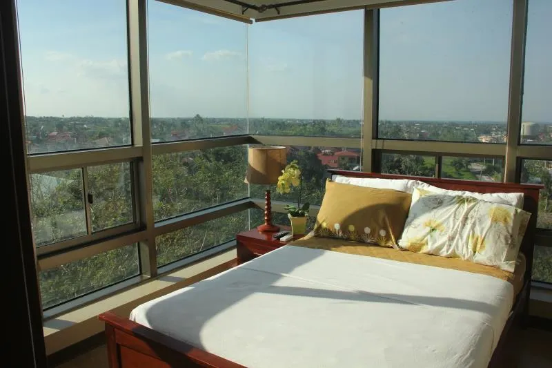 One Tagaytay Place Private Residences - Image 1