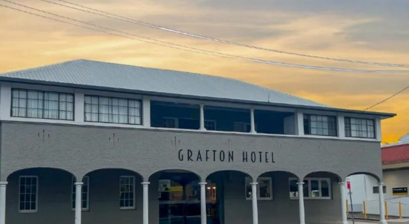 Grafton Hotel - Image 1